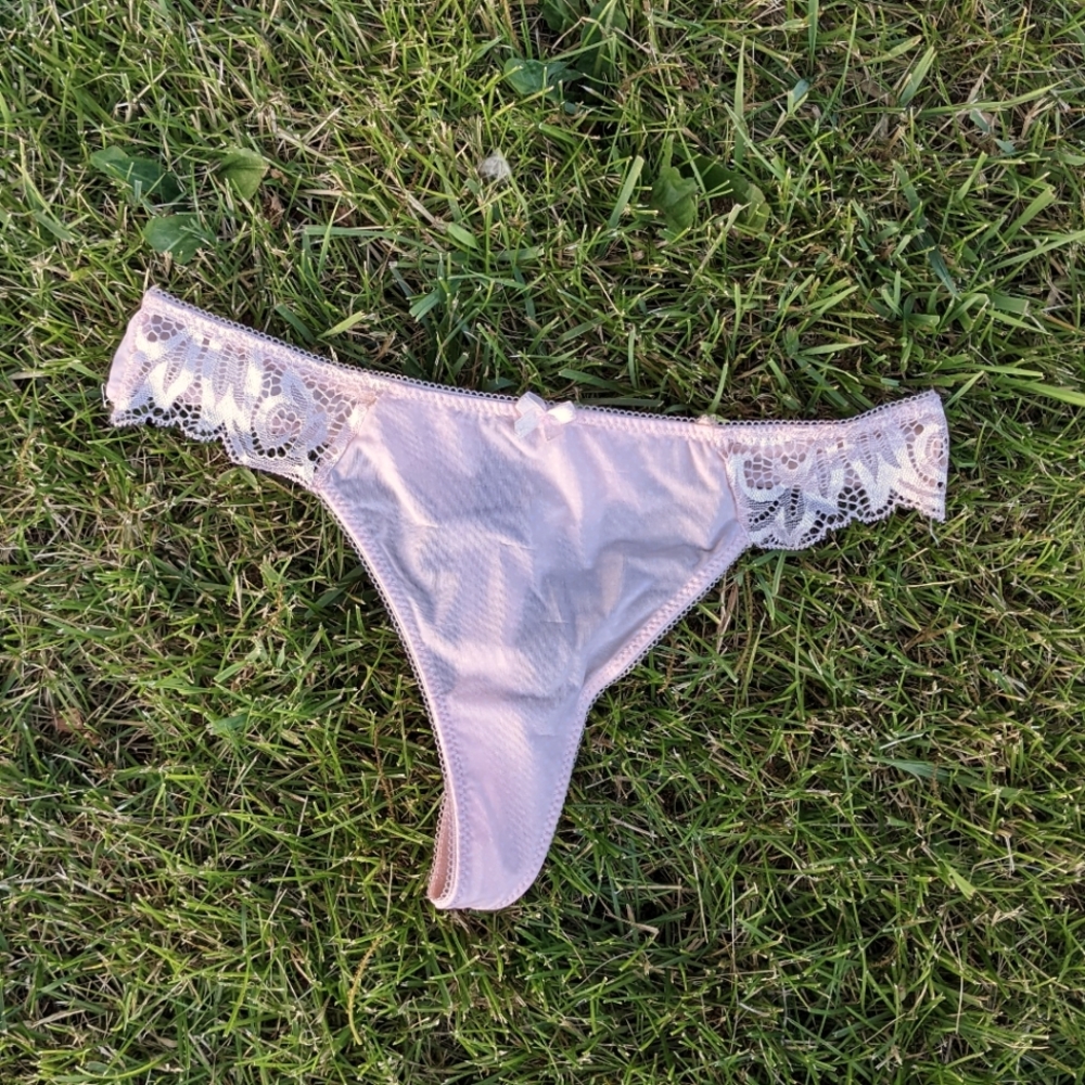 New Peach-pink Lace-Trimmed Panty